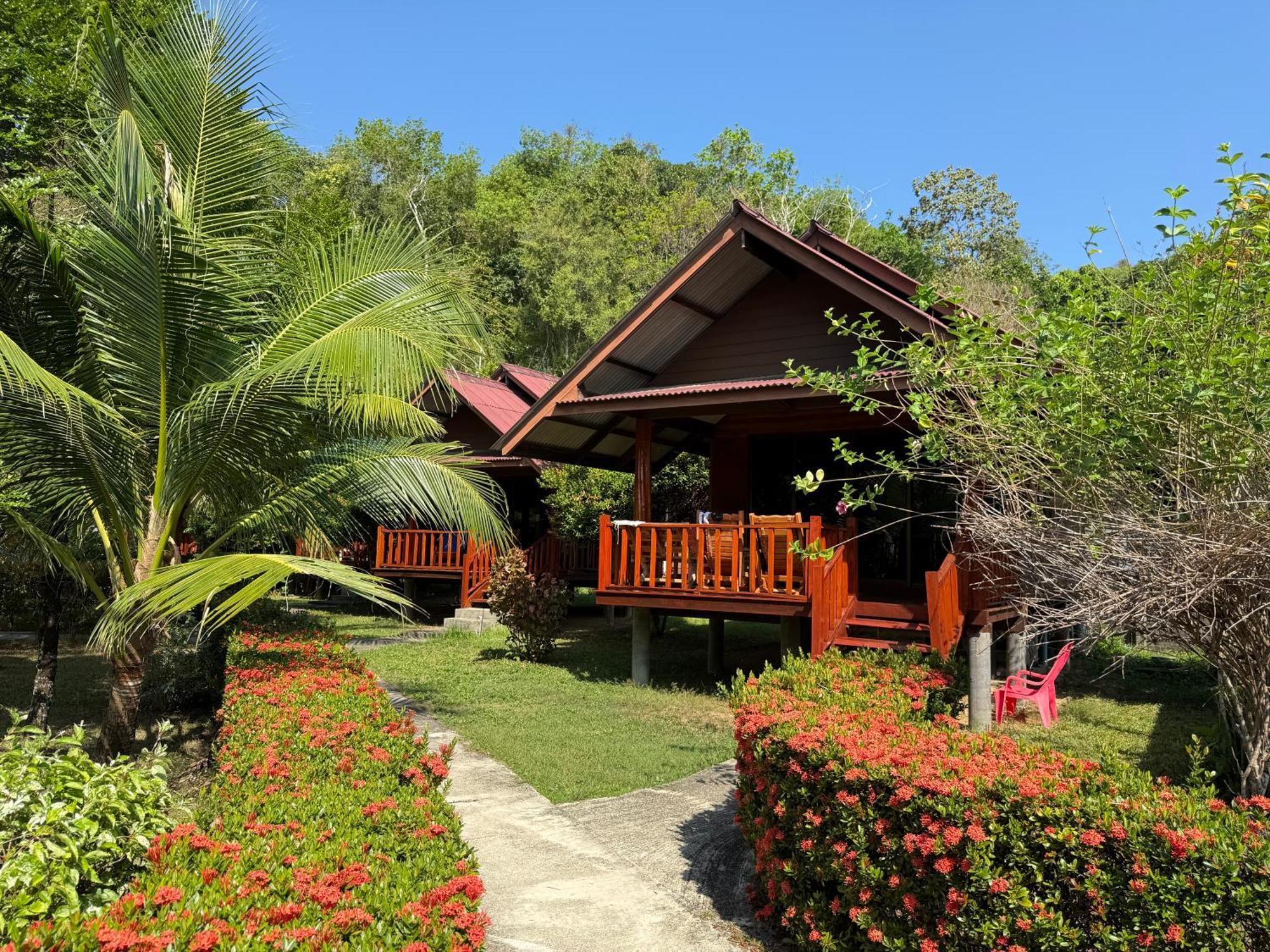 Gasthof Koh Yao Seaview 2*